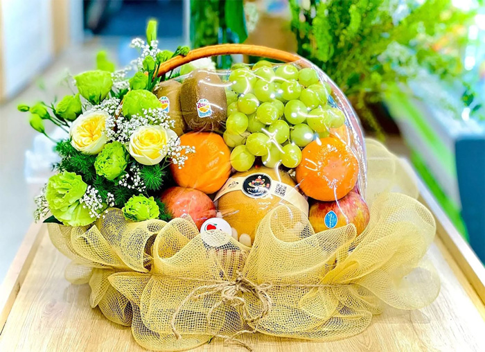 Ý nghĩa giỏ trái cây khai trương và cách chọn quà tinh tế
