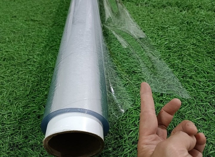 Màng PVC có chống tia UV không và nên dùng loại nào ngoài trời