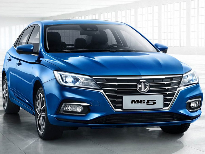 Xe MG5 MT giá bao nhiêu? Nên mua xe MG5 số sàn hay tự động